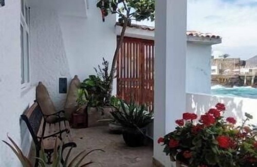 Pucusana Apartamento | Room H3 in beautiful Las Ninfas Beach