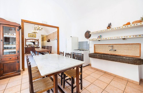 Puigpunyent Apartamento | Habitación 'Habitación 2' con vistas a la montaña, piscina compartida y Wi-Fi
