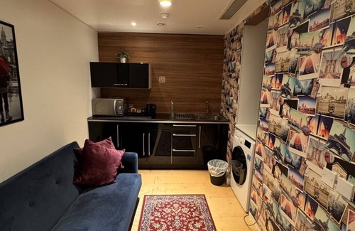 Bishopsgate Casa | Room Home Stay