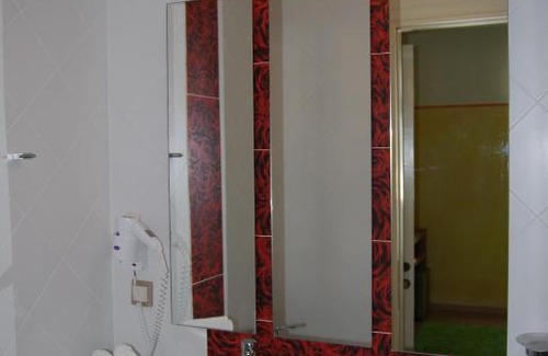 Kastoria Casa | Room "honeybee" in a neoclassical house