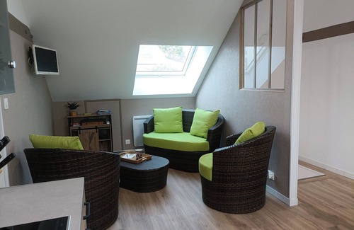 Ecommoy Apartamento | Room in 2-person apartment