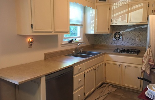 Somers Point Casa | Room in a Charming Shared House in enjoyable Somers PT.,along walking-bike path.