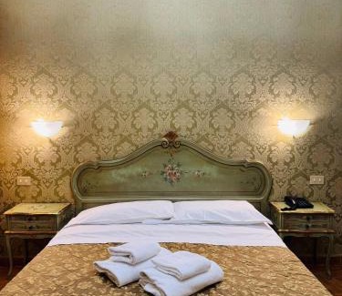 Santa Croce Apartamento | Room In Apartment - Hotel Walter - Great Stay