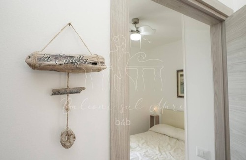 Salento Peninsula Cama Y Desayuno | Room in B&B - B&B Balconi Sul Mare Standard Room With Balcony Overlooking the sea "la Staffa"