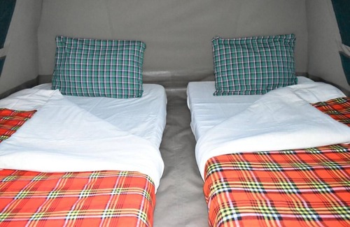 Nyakinama Casa | Room in B&B - Red Rocks Rwanda - Tent Twin