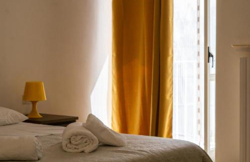 Terlizzi Cama Y Desayuno | Room in Bloom Bed and Breakfast