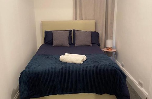 Horfield Casa | Room in Gloucester Road 4