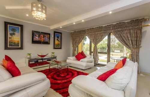Ballito Casa | Room in Guest Room - Ezulwini Guest House - Relaxing Queen Room With Balcony in Balito, South Afirca