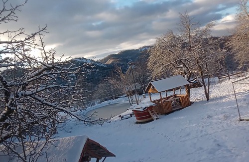 Rosia Montana Casa | Room in Guest Room - Cozy Rural Retreat in Roşia Montana