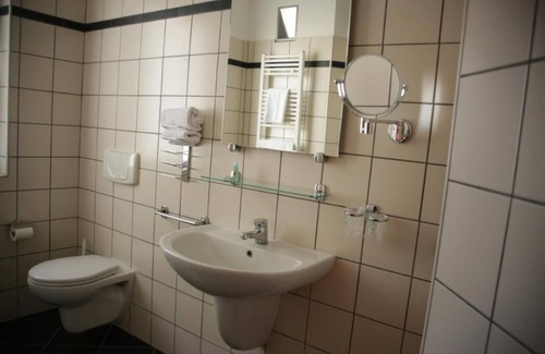 Alba Casa | Room in Guest Room - Spacious Double Room in Alba