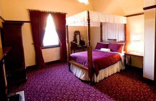 Dubbo Casa | Room in Historic Ranelagh House on acres, 2 km to CBD