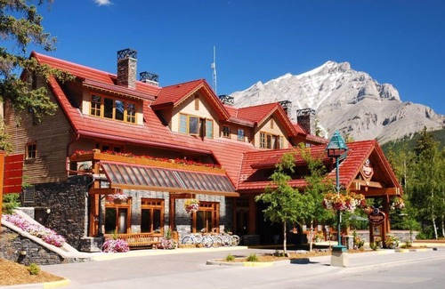 Banff Apartamento | Room in Incredible Banff Location! + Hot Pools