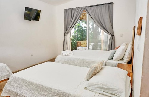 Las Penitas Casa | Room in Lodge - Kiwi 9 - Quadruple Room