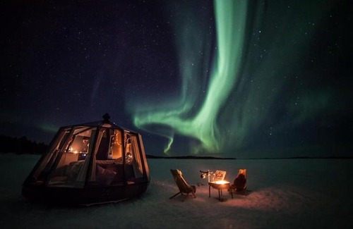 Jokkmokk Municipality Casa | Room in Lodge - Peace Quiet Hotel Floating Glass Room for 2 guests, experience northern lights