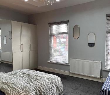 Offerton Casa | Room in Stockport Road