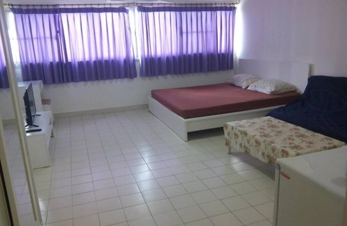 Ban Mai Casa | Room in Studio - Impact Don Mueang Bangkok Guest House For 3 Pax