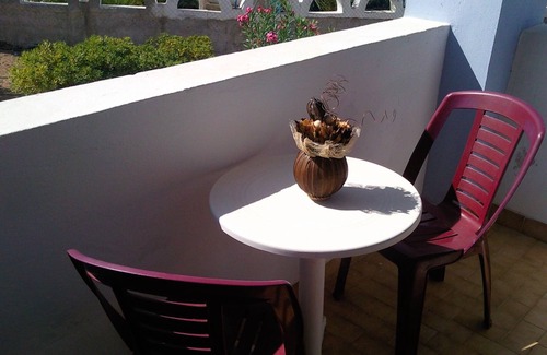 Pefkos Apartamento | Room in Studio - Rustic and Spacious Studio by the Beach
