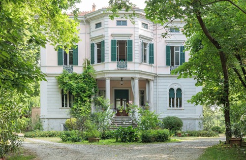 Roncopascolo Villa | Habitación en la biblioteca de la villa del siglo XIX VILLA SPERANZA