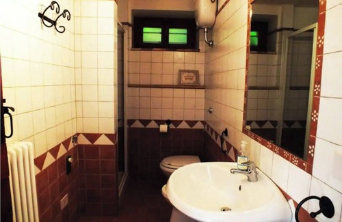 Monte San Vito Otro | ROOM IN THE QUIETNESS OF THE CAMPAIGN