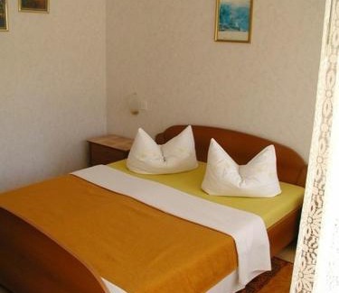 Vodice Casa | Room in Vodice with balcony, air conditioning, Wi-Fi (4826-2)