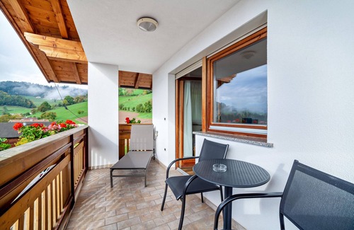 Meltina Apartamento | Habitación 'Klausthaler Zimmer 23' con vistas a la montaña, terraza compartida y Wi-Fi