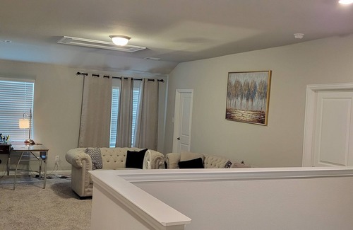 Royse City Casa | Room+ living Room in Royse City.
