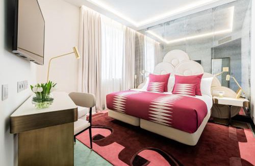 Rione III Colonna Hotel | Room Mate Collection Filippo, Rome-Fontana di Trevi