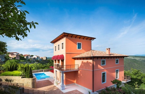 Oprtalj Apartamento | Palazzo Angelica B&B Adults Only / Double Room S1 with Pool View