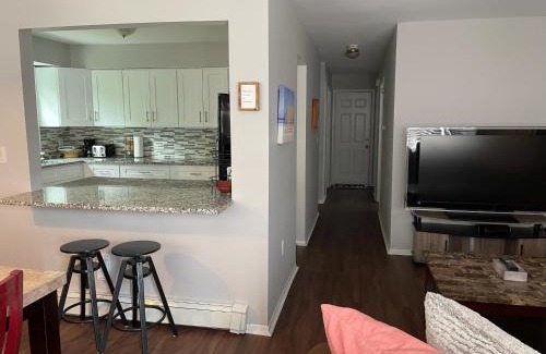 Long Branch Casa | Room near the beach and shopping 13