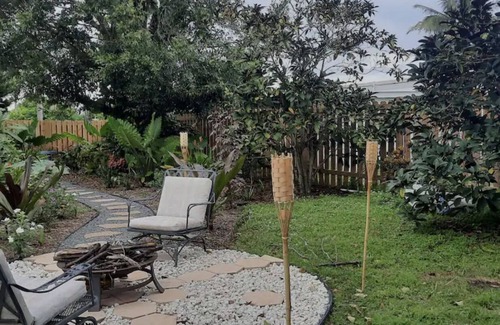 Hobe Sound Casa | Room or 1/1 full house for rent