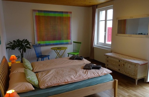 Gersau Casa | Room-organic BnB Froschkönig "dorfplatz"