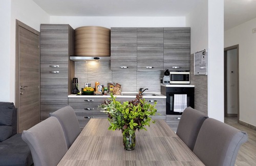 Cervere Apartamento | Habitación 'Palma' con terraza compartida, Wi-Fi y aire acondicionado