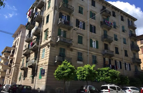 La Spezia Apartamento | Room 'Portovenere' with Wi-Fi and air conditioning
