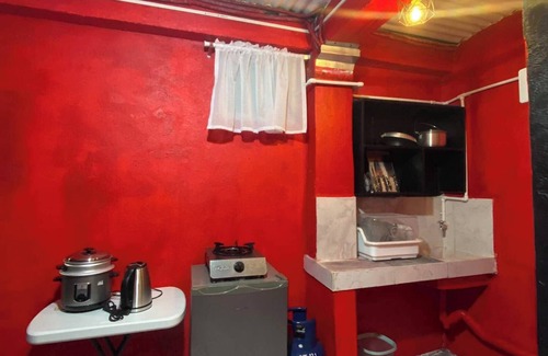 Baguio Casa | Room-red Room Budget Trancoville Wifi