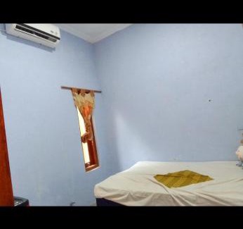 Sinduadi Cama Y Desayuno | Room Rent for ladies Only at Ndalem Rumanti