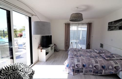 Le Thou Cama Y Desayuno | Alquiler de habitaciones para 2 personas con acceso para discapacitados, se acepta perro pequeño