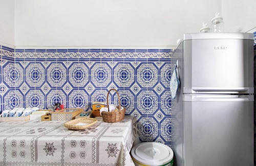 Soajo Apartamento | Habitación 'Suite 2 - Casa Do Adro' con vistas a la montaña, Wi-Fi y aire acondicionado.