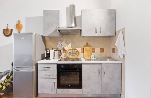 Scano di Montiferro Apartamento | Habitación 'Talia' con Vista al Mar, Wi-Fi y Aire Acondicionado