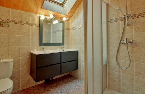 Aspin-en-Lavedan Cama Y Desayuno | Room the Suite 5 people