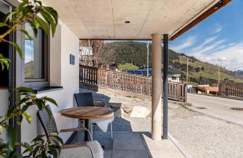 Oberau Apartamento | Habitación 'Tirolee Marchegg - Fuchsbau' con vistas a la montaña, terraza privada y Wi-Fi