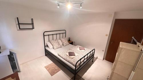 Godic Casa | Room under Velika planina