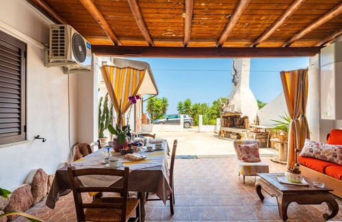 Cardedu Apartamento | Habitación 'Vistamare2' con vistas al mar, Wi-Fi y aire acondicionado