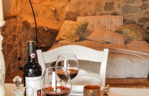 Tortigliano Cama Y Desayuno | Room with a view in Anghiari in Tuscany