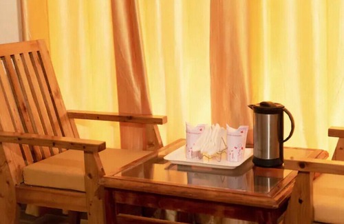 Aleo Cabaña | Room with Magnificent views| Olive Manali Cottage
