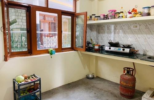 Vashist Casa | Room with private kitchen and Bathroom
