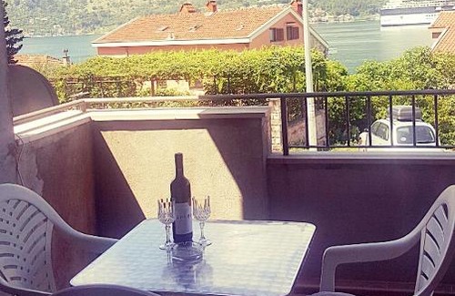 Dobrota Casa | Room With Sea View