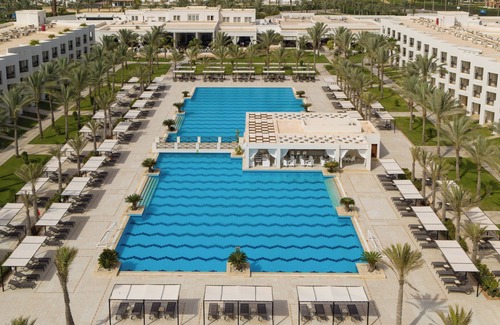 Marsa Matruh Hotel | Room with Side Sea View Close to Almaza Bay Beach - Breakfast Included