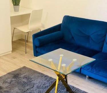 Peterborough Apartamento | Roomello luxury City Studios