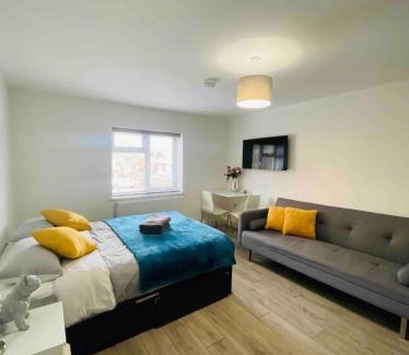 Peterborough Apartamento | Roomello luxury City Studios