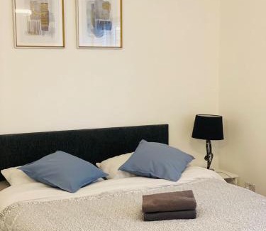 Peterborough Apartamento | Roomello luxury City Studios
